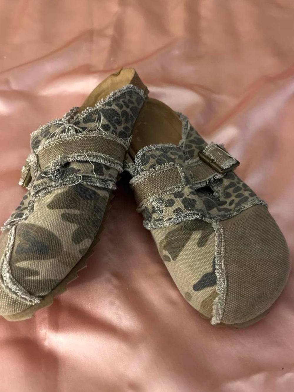 Women’s Casual Camouflage & Leopard Print Slip-On Slippers